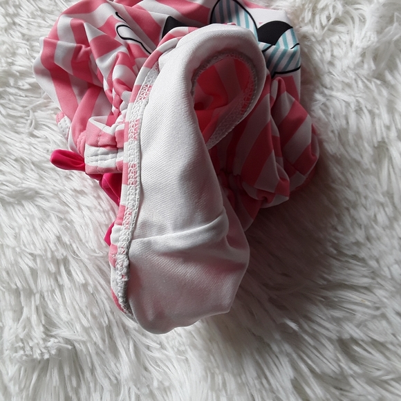 Disney Minne Mouse One Piece Swimsuit - Picture 5 of 7